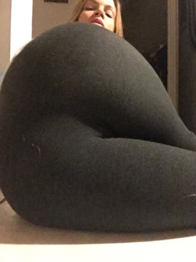 Amazing stretched out assholes