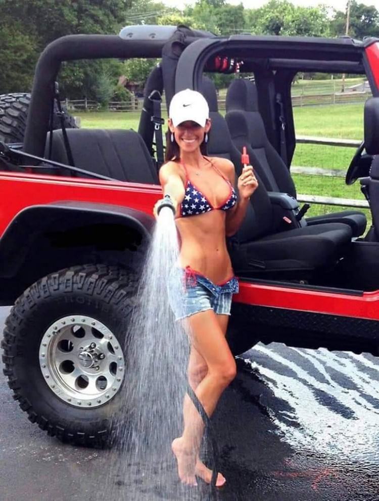 Ladies love Jeeps