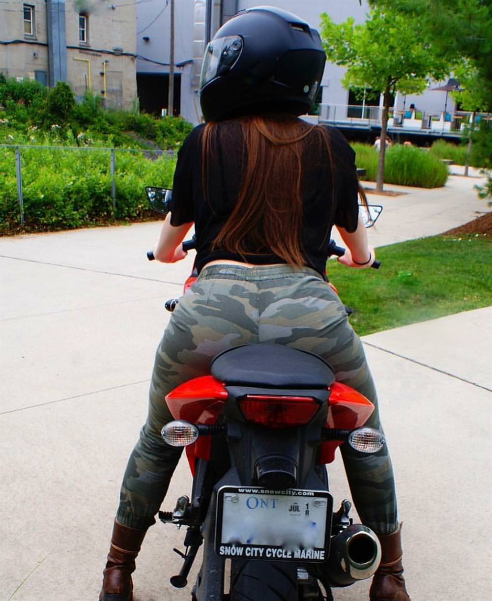 Girls love Bikes