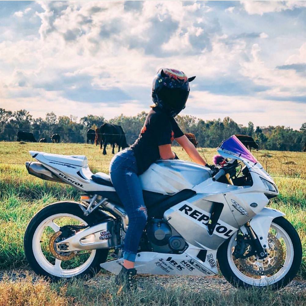 Girls love Bikes