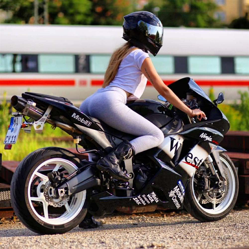 Girls love Bikes