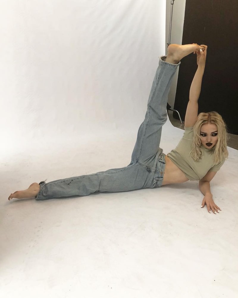 Dove Cameron