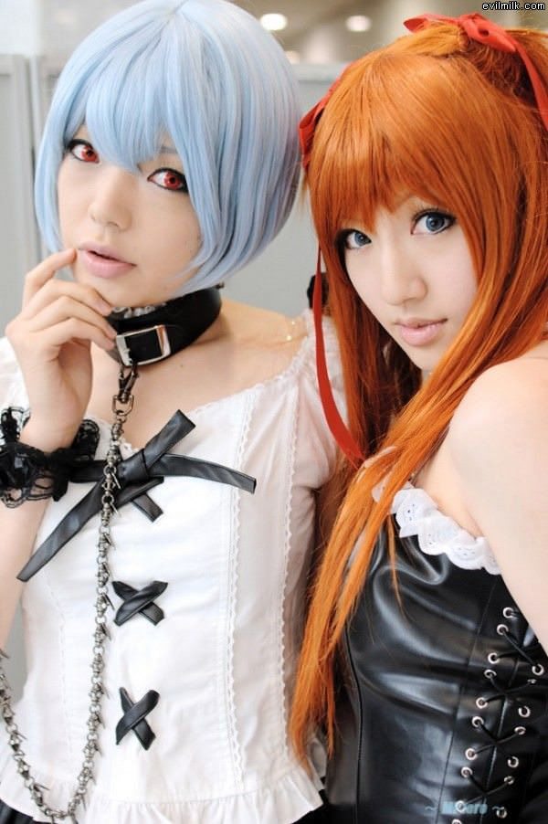 Asian Cosplay Girls