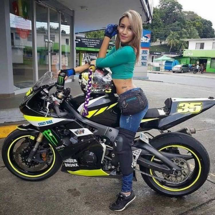 Girls who love Bikes 11